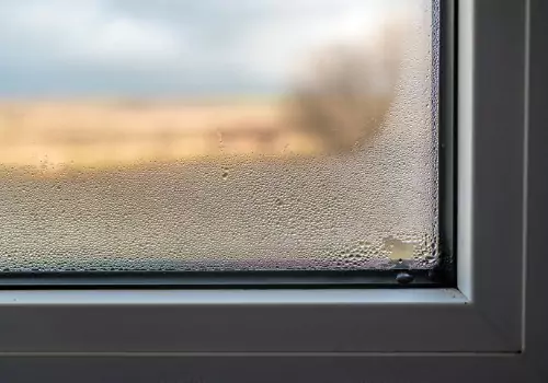 Foggy Windows that require repair in Peoria IL